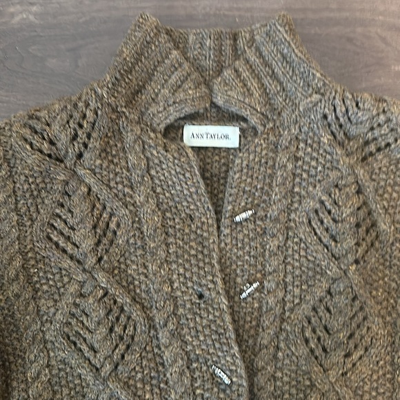 Ann Taylor sweater size small cardigan - Picture 4 of 7